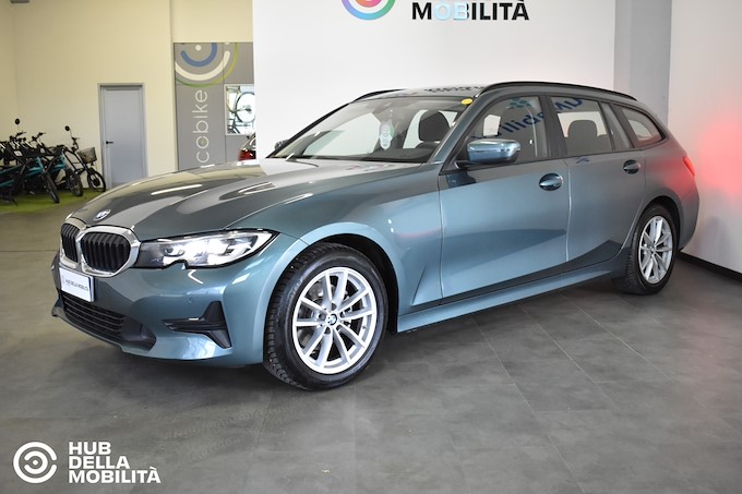 BMW 320d 48V xDrive Touring Business Advantage